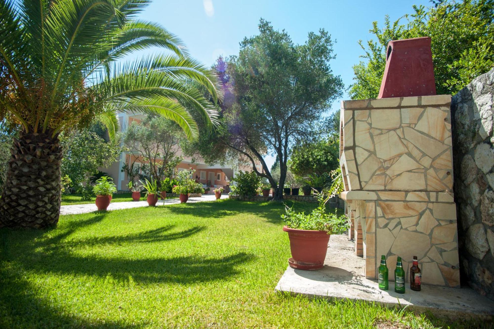Helena Inn Svoronata Exterior foto